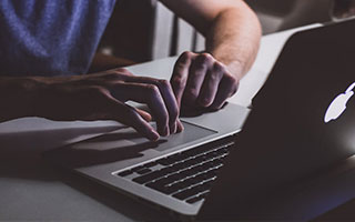 开云体育_ 中甲：门将扑出点球，力挽狂澜，门将开球时间