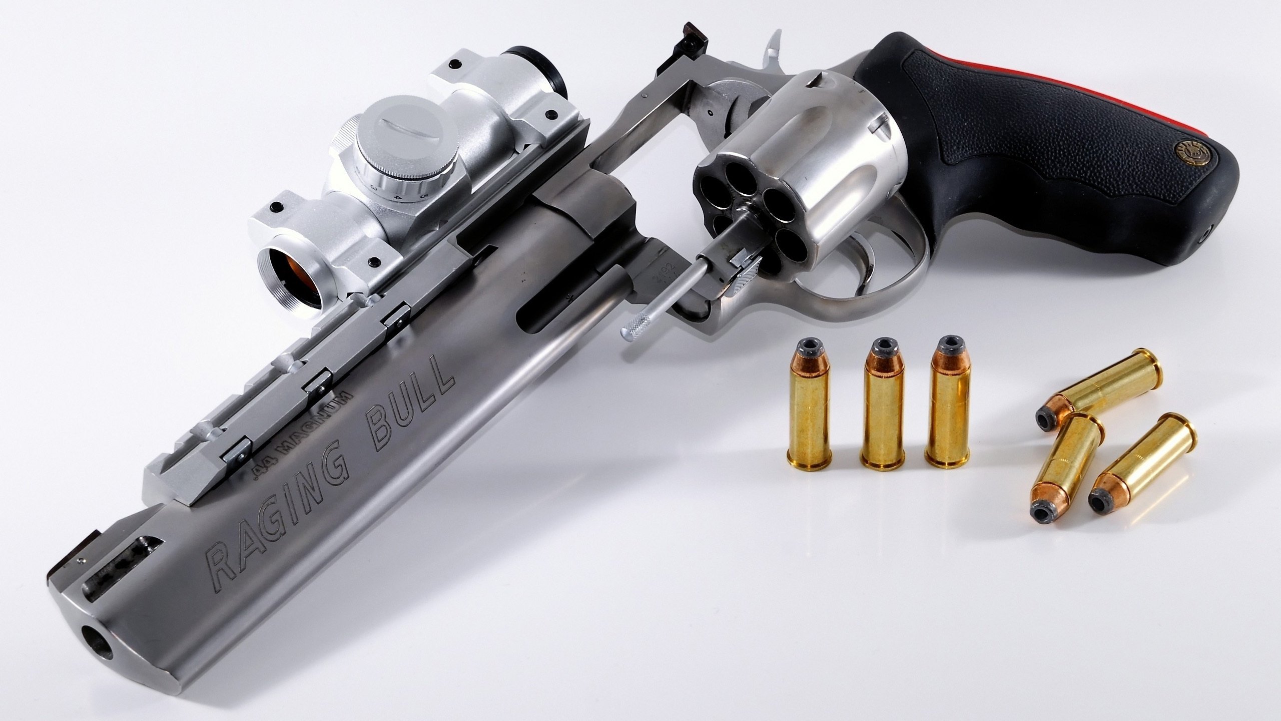 校园体育科技节品牌打造路径研究，请问学校科技或体育节的海报写一则简短的宣传语